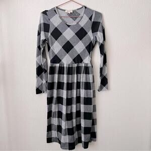 Hailey & Co gray black plaid long sleeve midi fleece dress side pockets